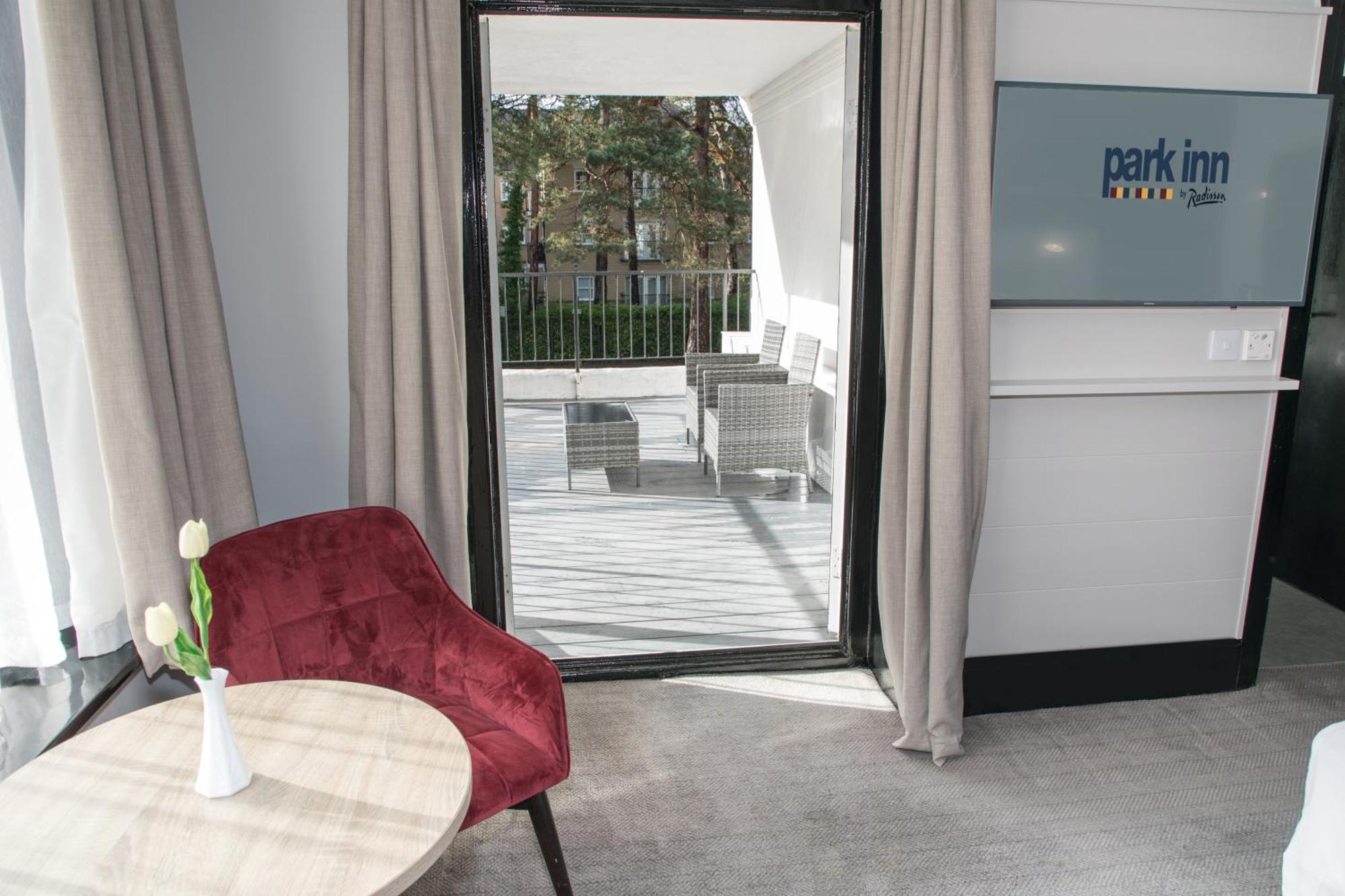 Park Inn By Radisson Bournemouth Exterior photo