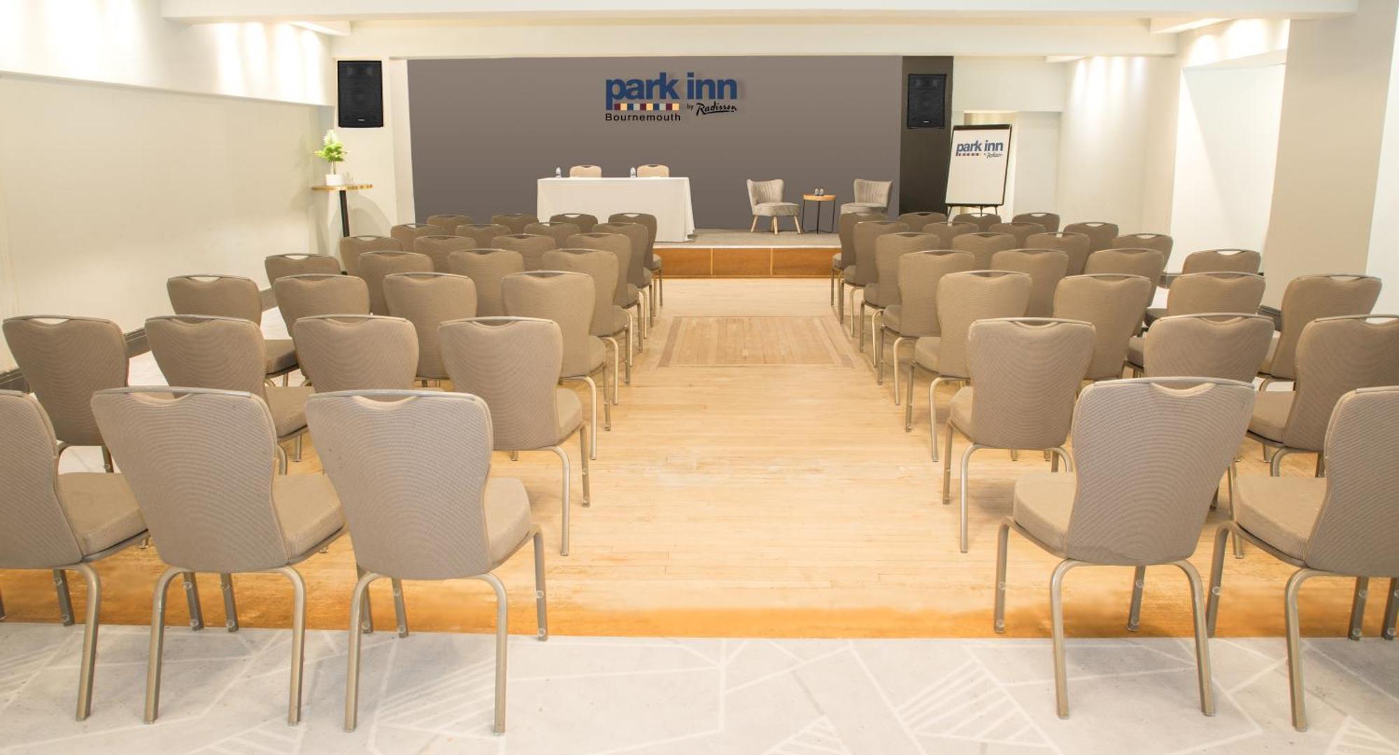 Park Inn By Radisson Bournemouth Exterior photo